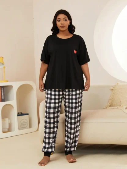 Plaid Love Print Pajama Set - Image 4